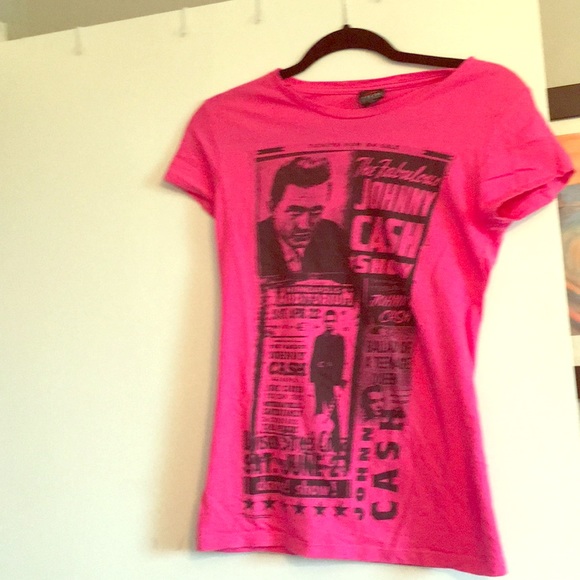 Tops - Medium Johnny Cash shirt Tops - Medium Johnny Cash shirt